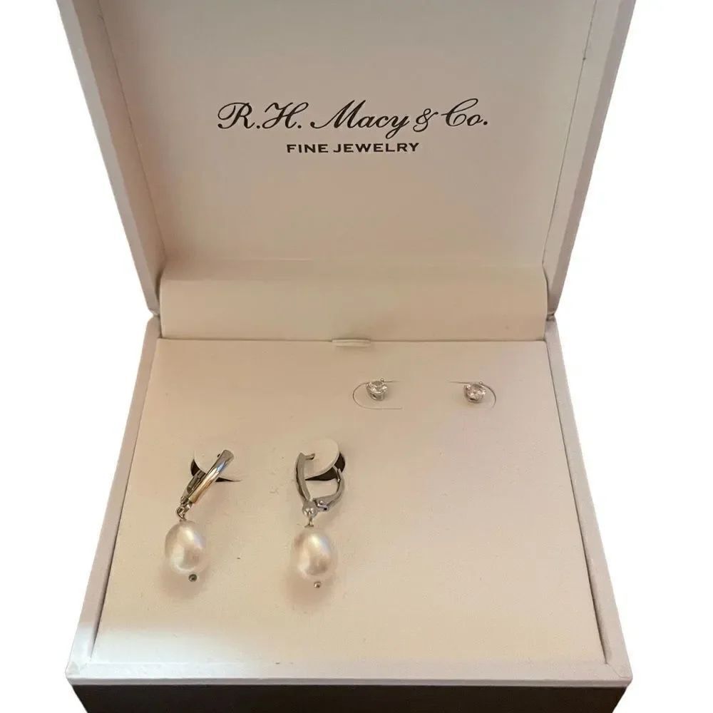 R.H.Macy &Co sterling silver pearl 8-9 mm earrings and post earrings set